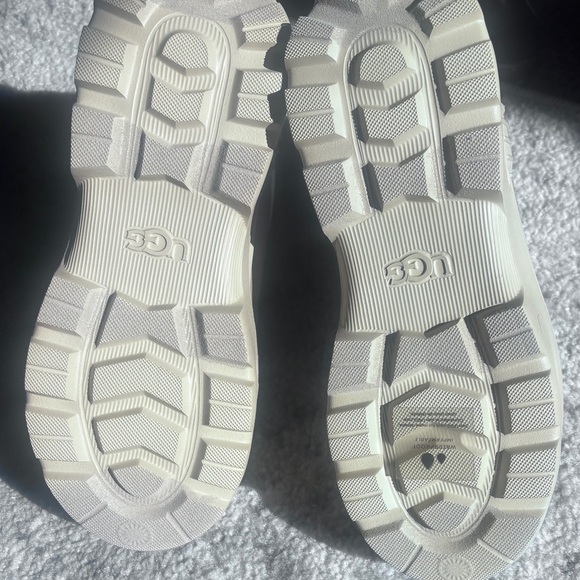 NWT UGG Neumel X Boot Womens Size: 7 - Picture 8 of 10